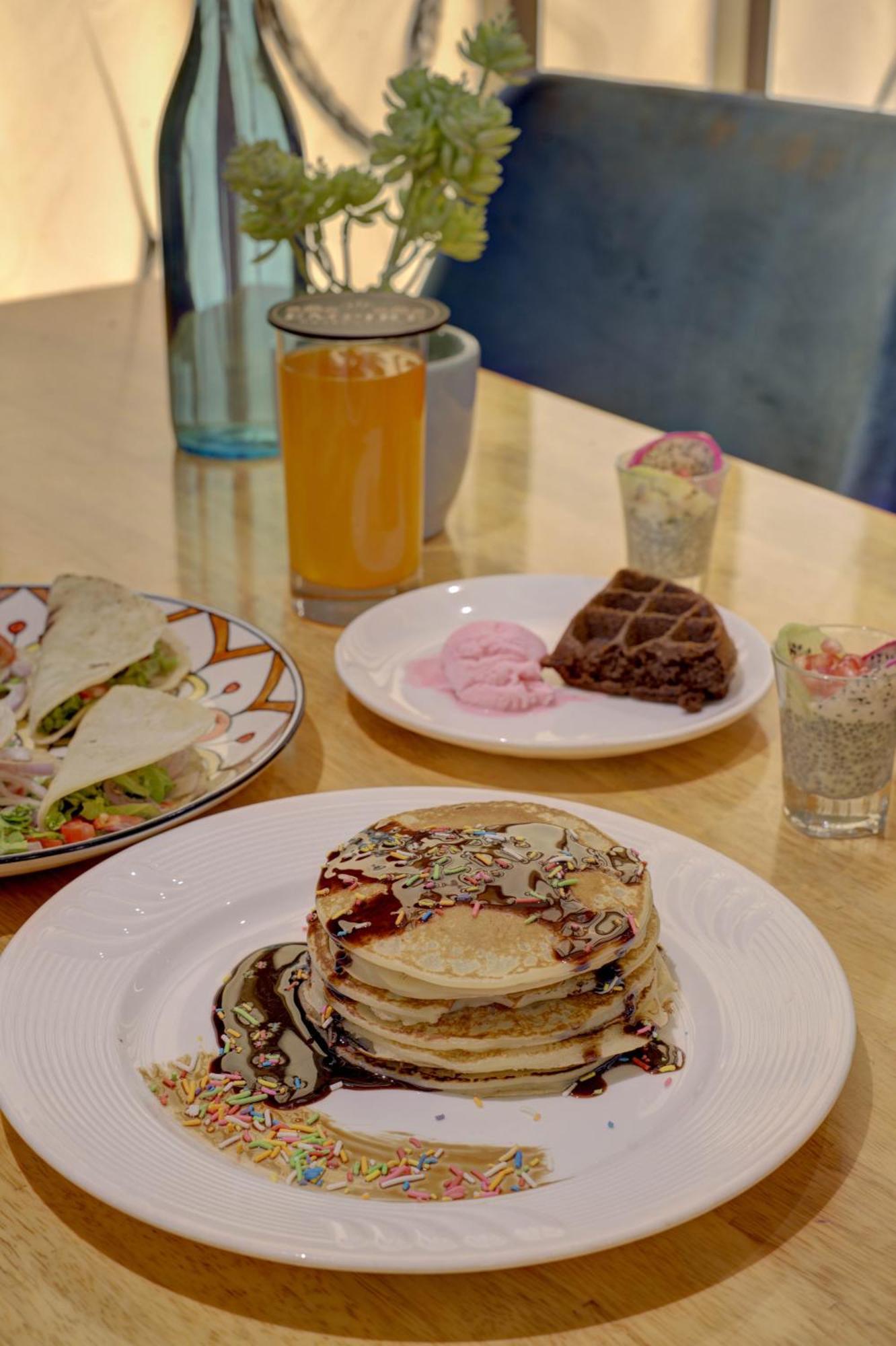 Empire Suites, New Delhi Ngoại thất bức ảnh