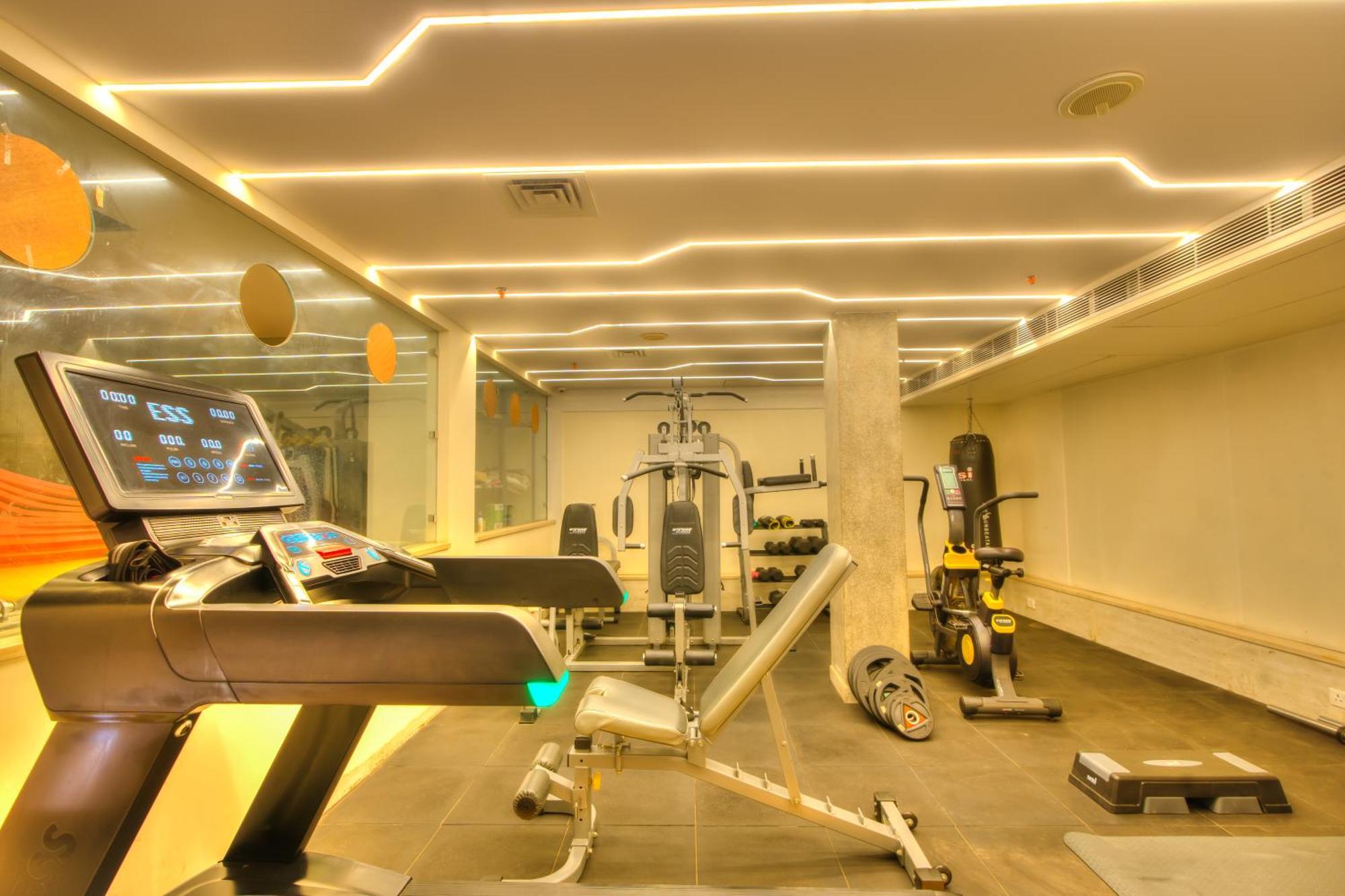 Empire Suites, New Delhi Ngoại thất bức ảnh