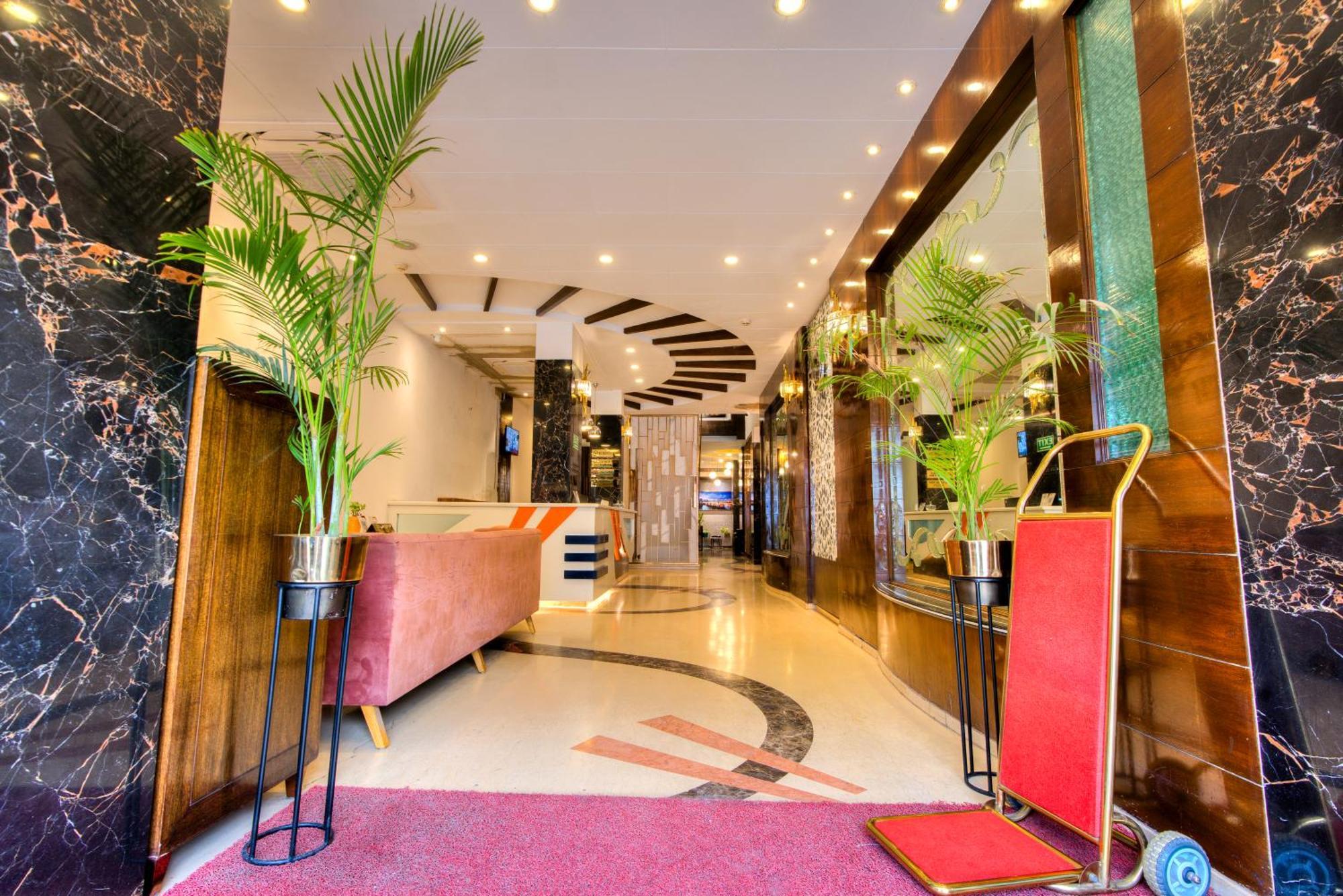 Empire Suites, New Delhi Ngoại thất bức ảnh