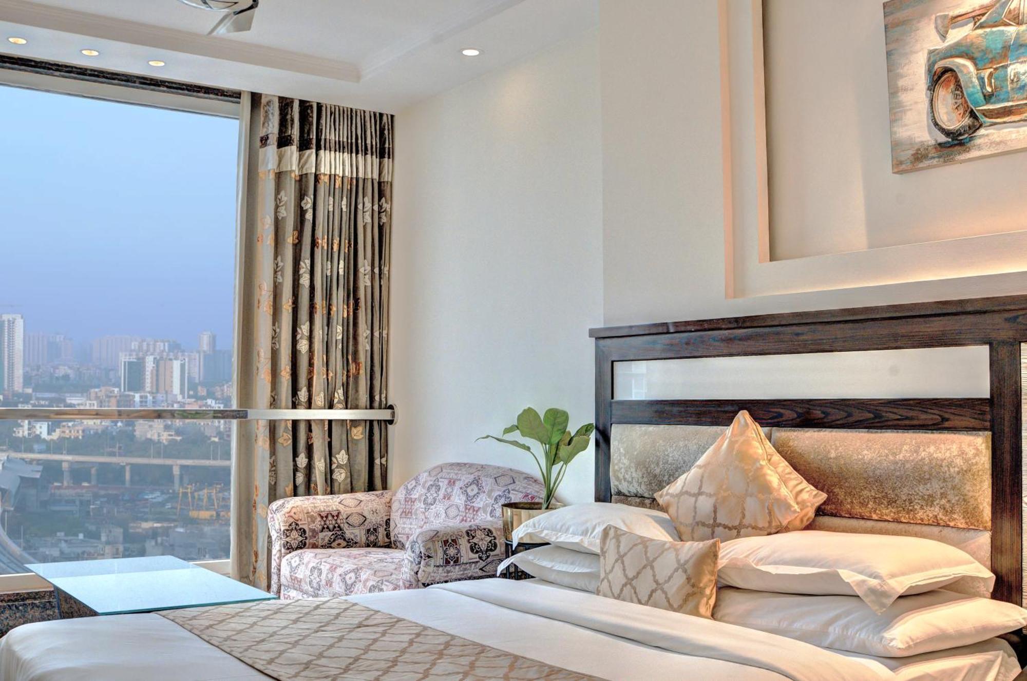 Empire Suites, New Delhi Ngoại thất bức ảnh