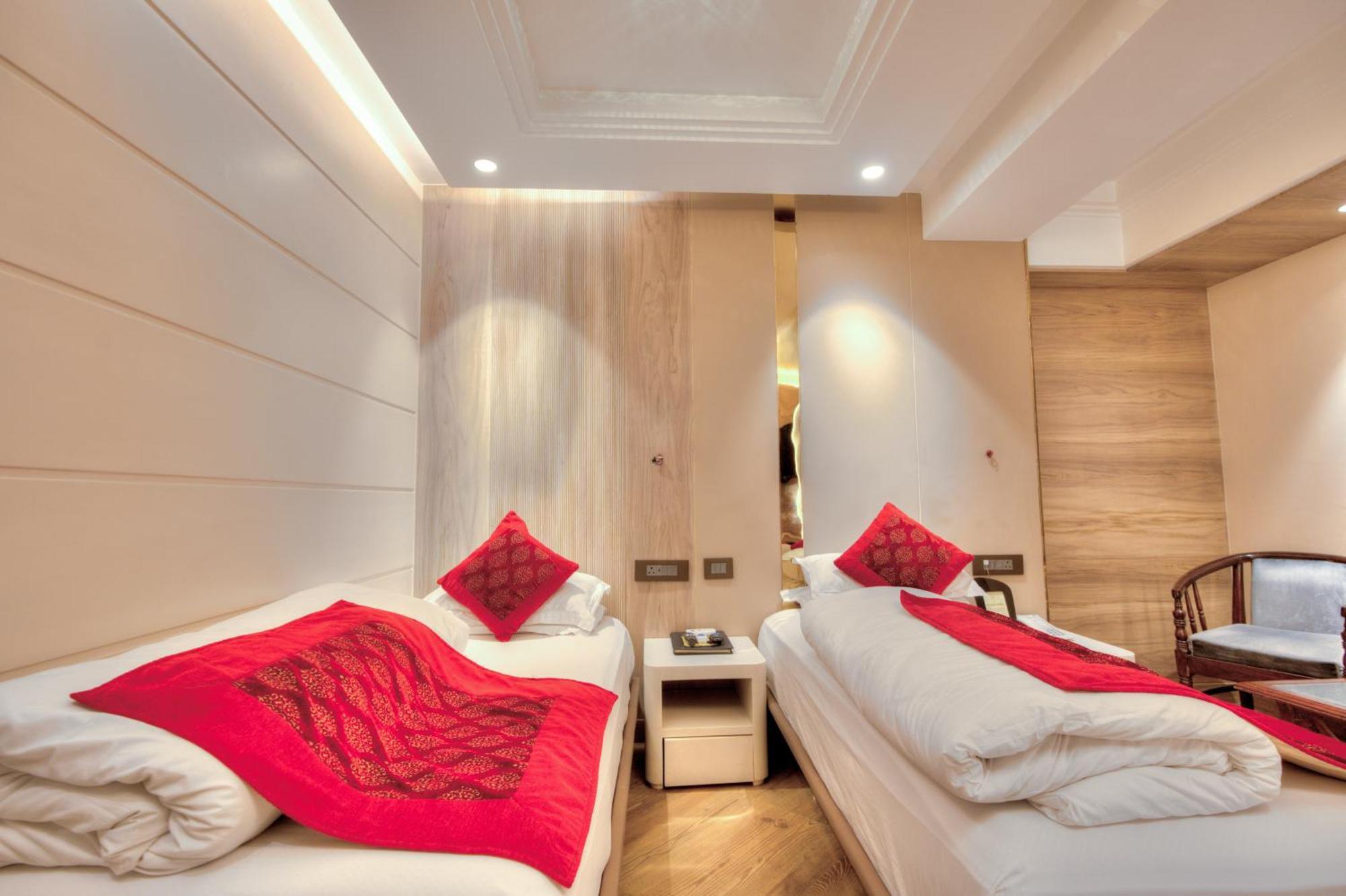 Empire Suites, New Delhi Ngoại thất bức ảnh